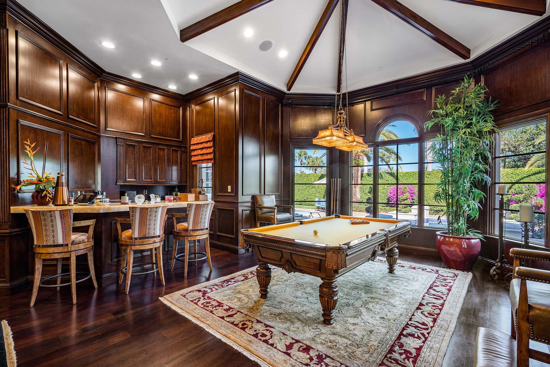 ROYAL PALM YACHT & COUNTR - Residential