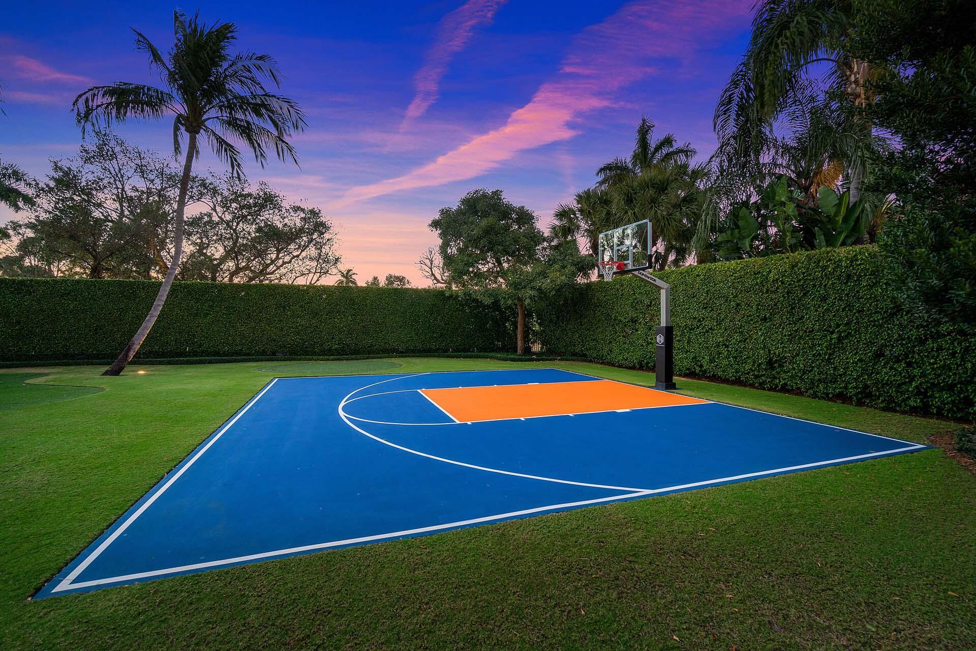 ROYAL PALM YACHT & COUNTR - Residential