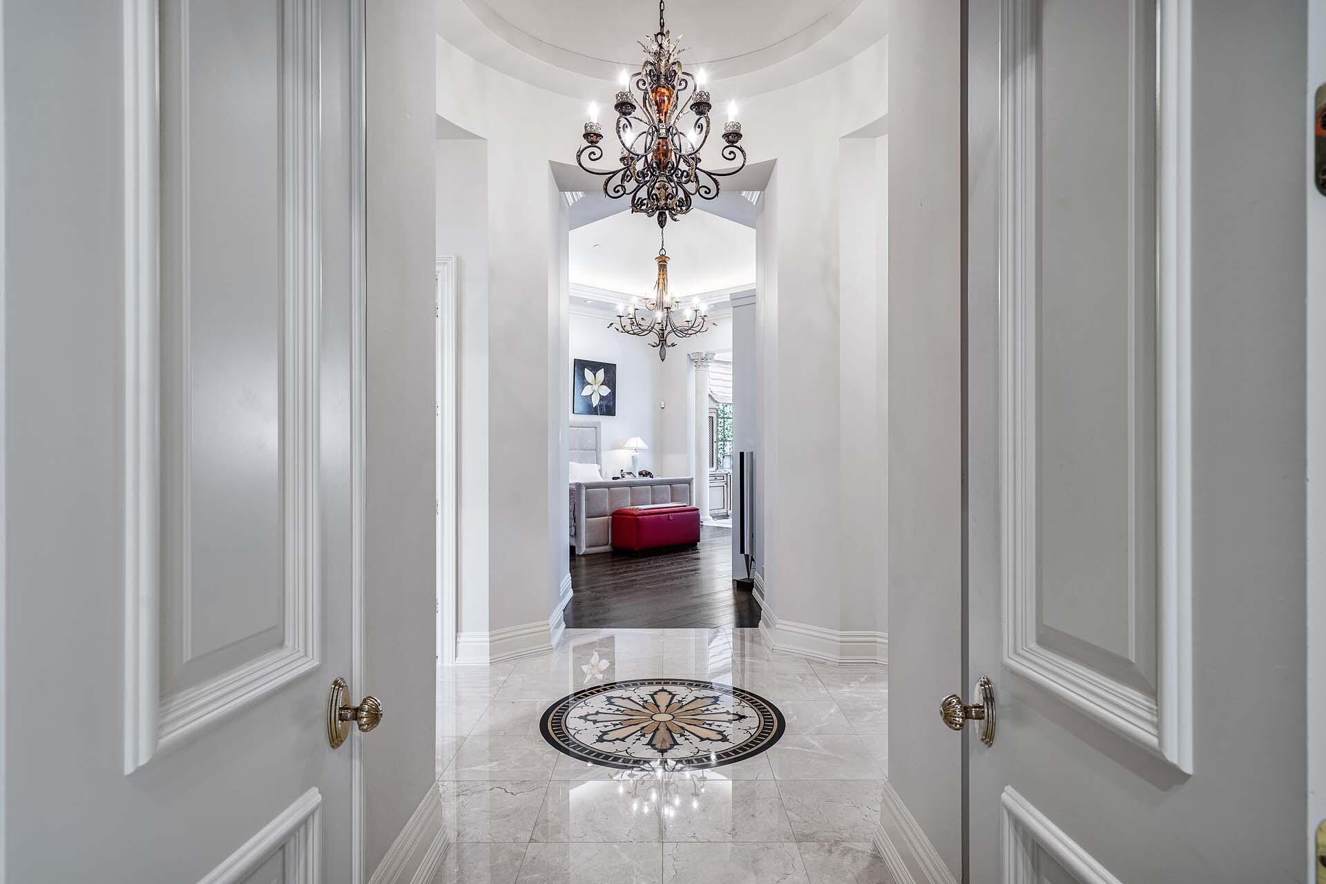 ROYAL PALM YACHT & COUNTR - Residential