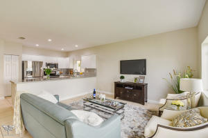 TWIN LAKE SHORES CENTRAL - Residential