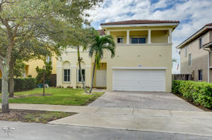 TWIN LAKE SHORES CENTRAL - Residential