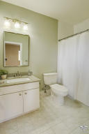 TWIN LAKE SHORES CENTRAL - Residential