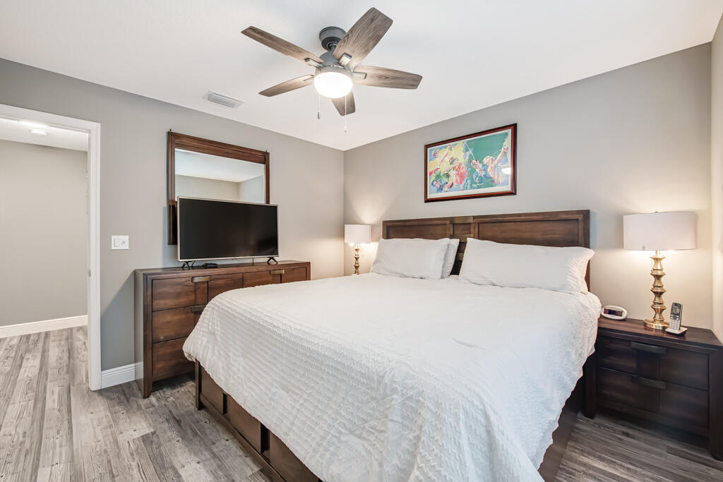 VENETIAN ISLES - Residential