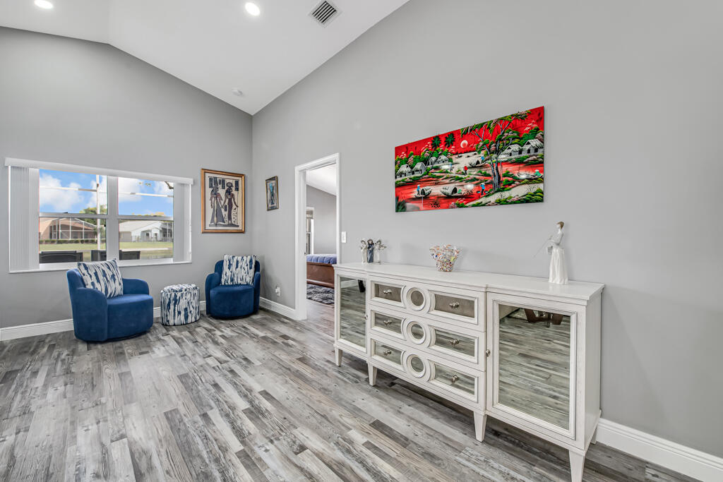 VENETIAN ISLES - Residential