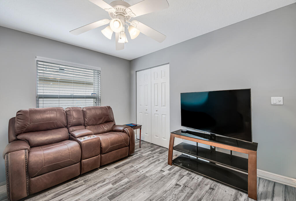 VENETIAN ISLES - Residential