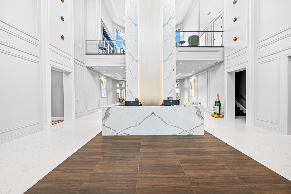 VENETIAN ISLES - Residential