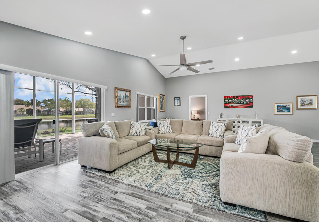 VENETIAN ISLES - Residential