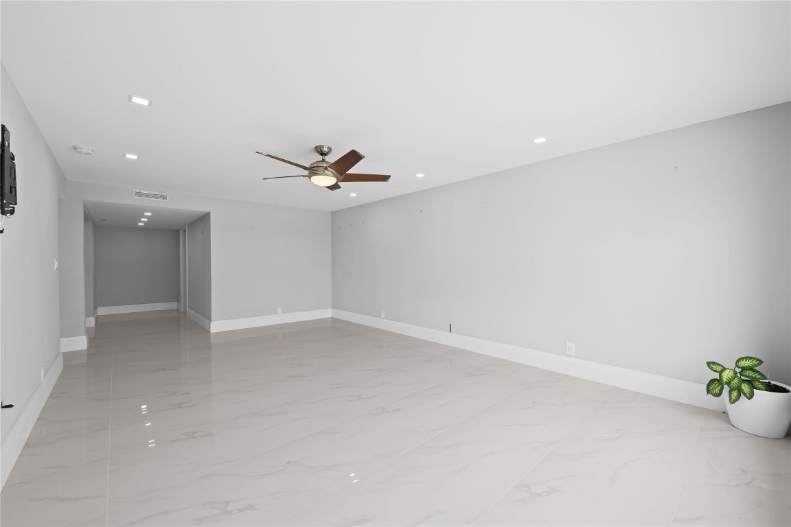 Playa Del Mar - Residential