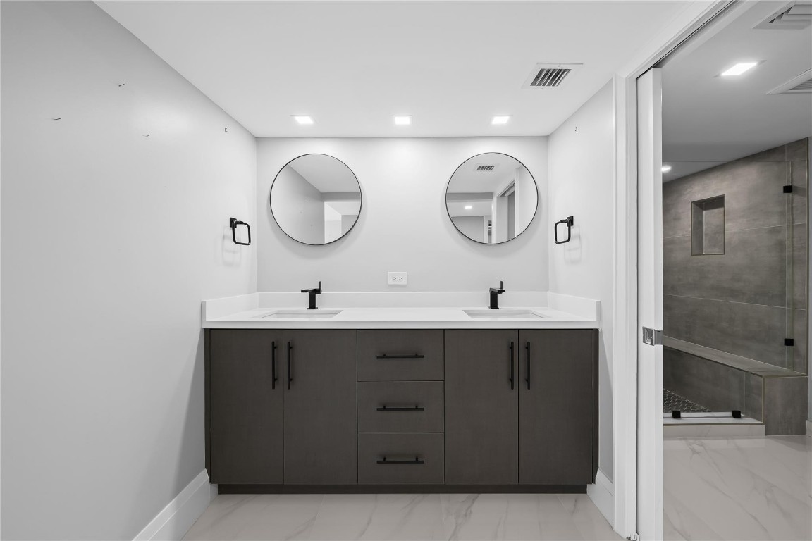 Playa Del Mar - Residential