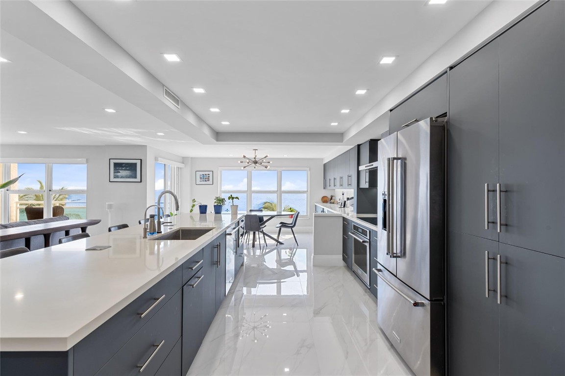 Playa Del Mar - Residential