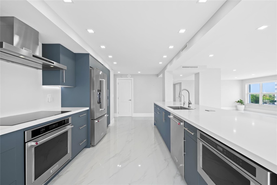 Playa Del Mar - Residential