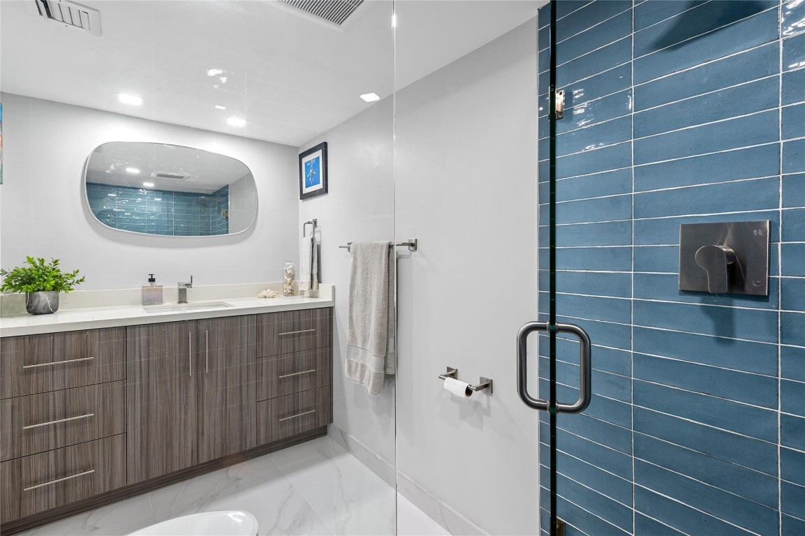 Playa Del Mar - Residential