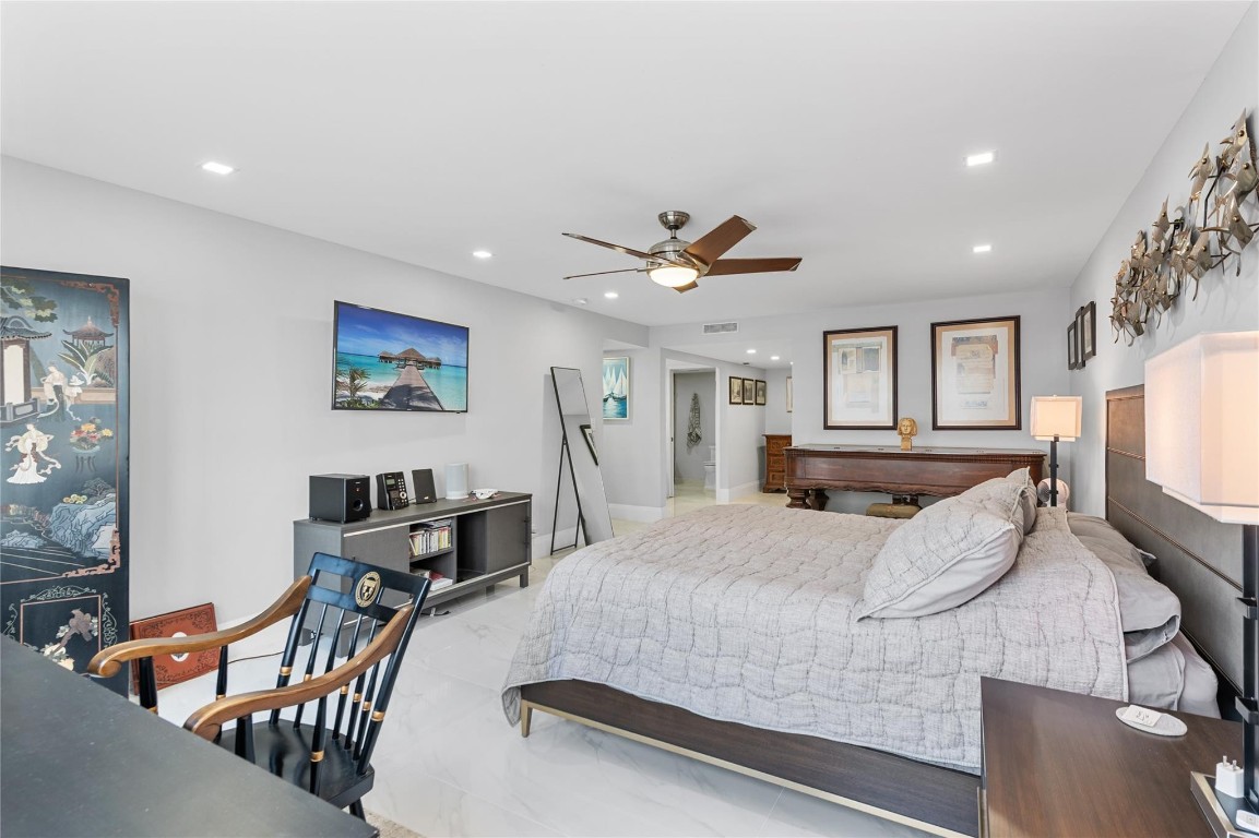 Playa Del Mar - Residential