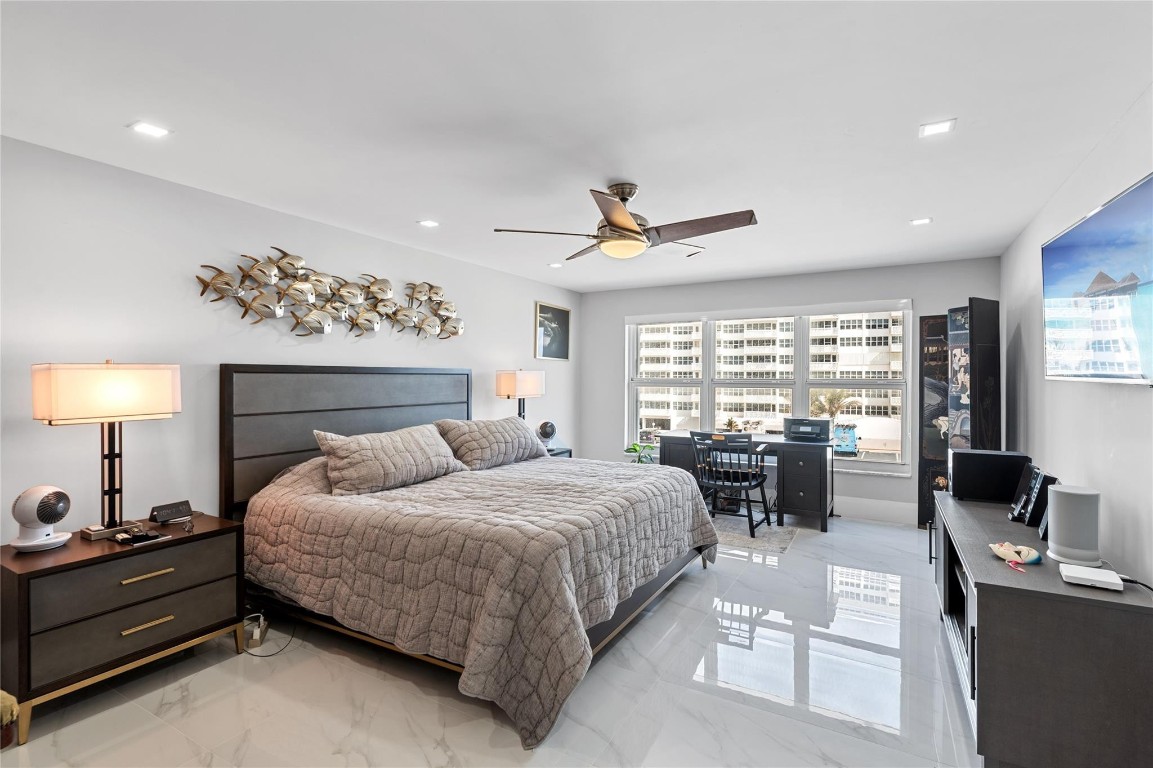 Playa Del Mar - Residential