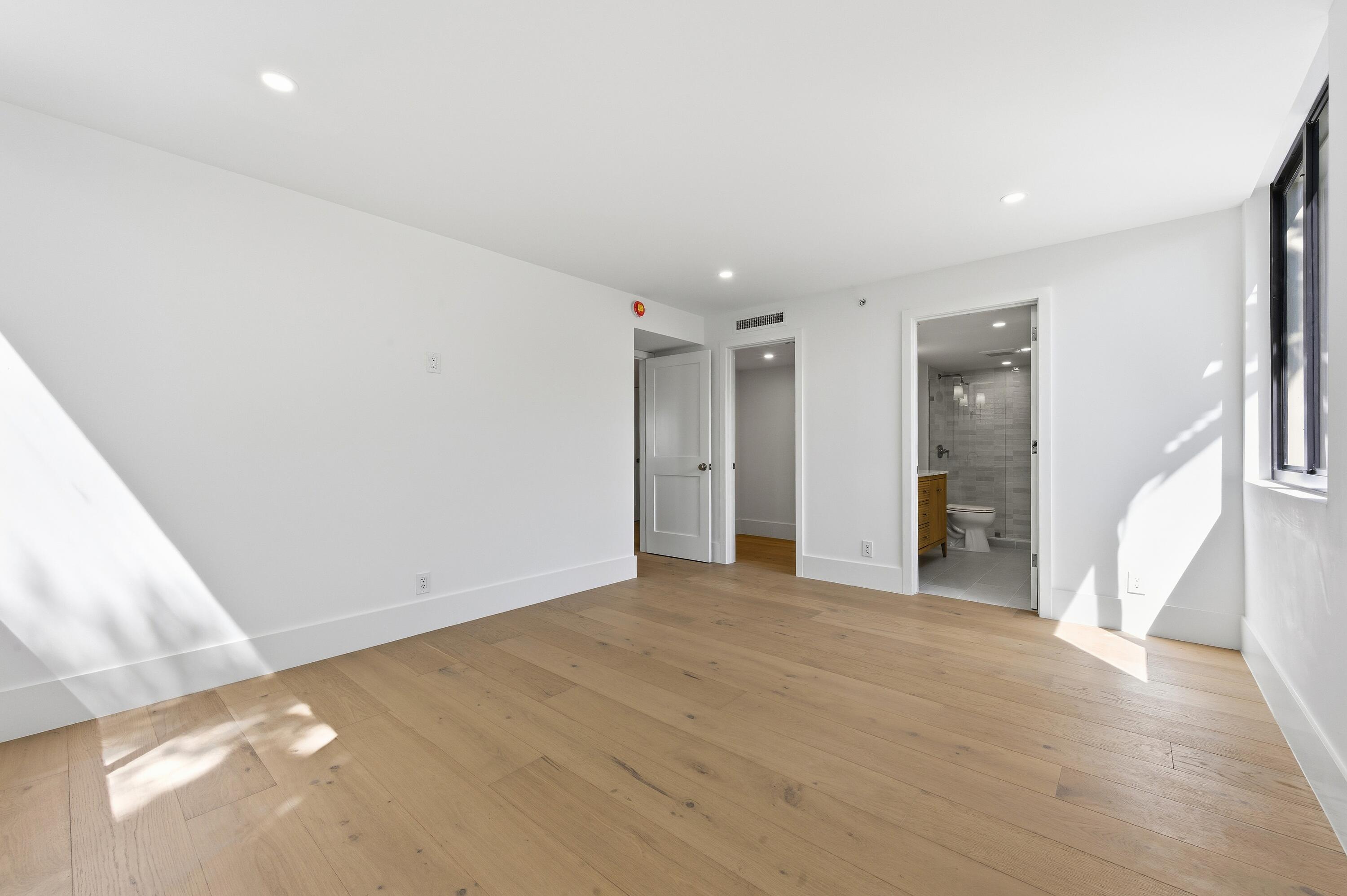 Jupiter Harbour - Residential