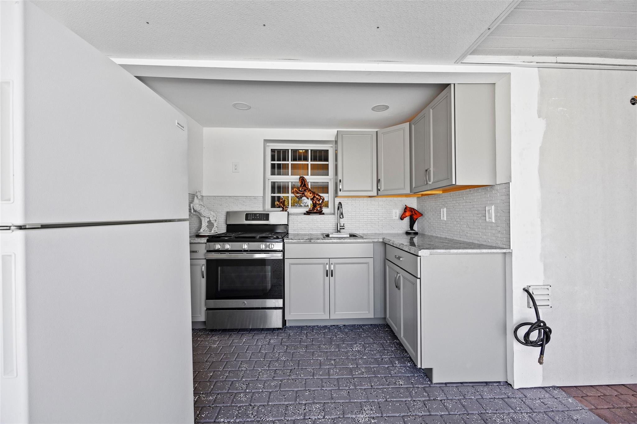 Lantana Heights 08 - Residential