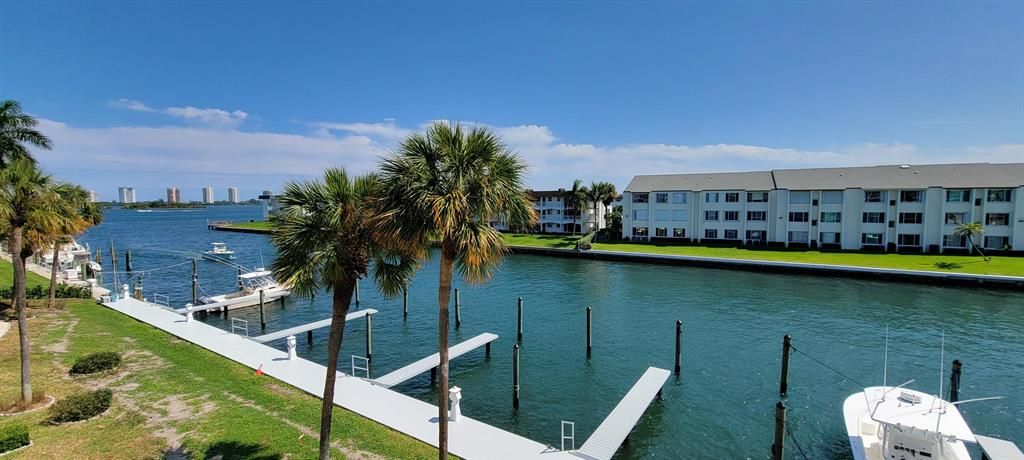 Photo of 104 Paradise Harbour 308 Boulevard #308, North Palm Beach, FL 33408 (MLS # R10786723)