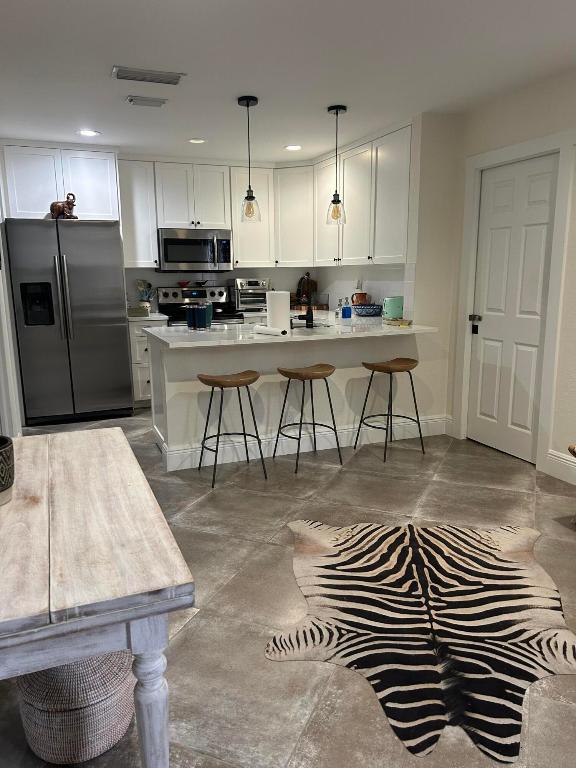 Sealofters at the Jupiter Ocean Raquet Club - Residential Lease