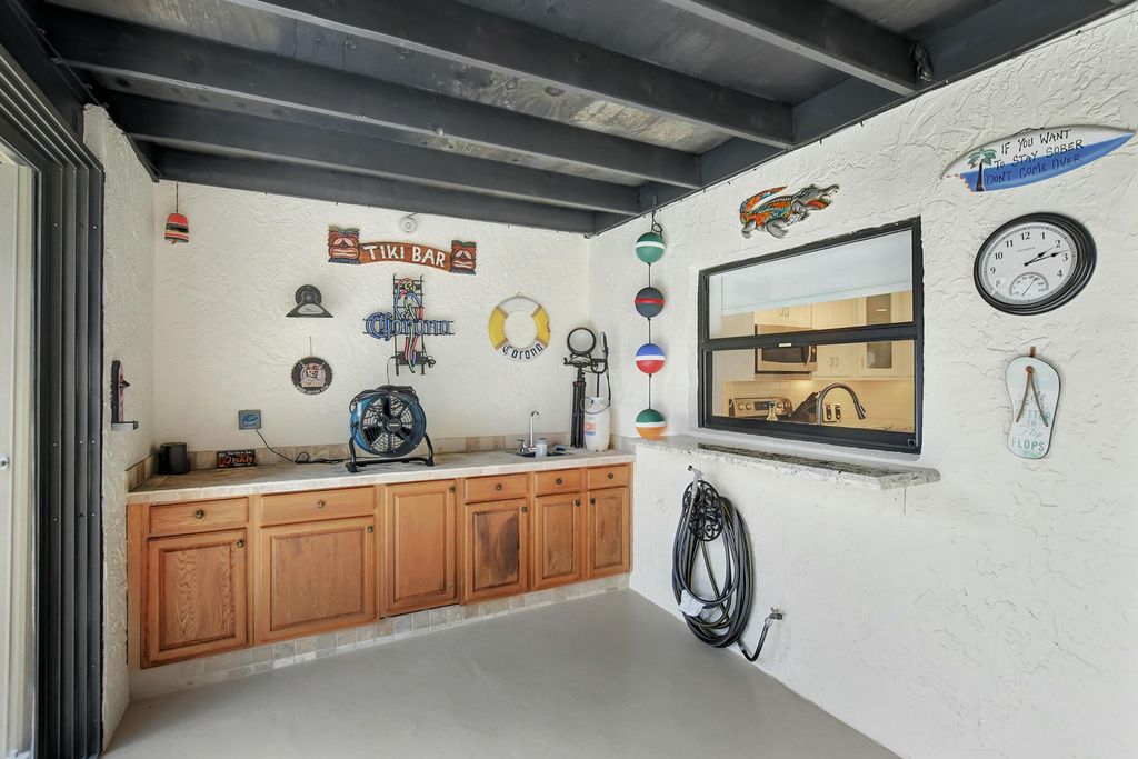 listing image 50