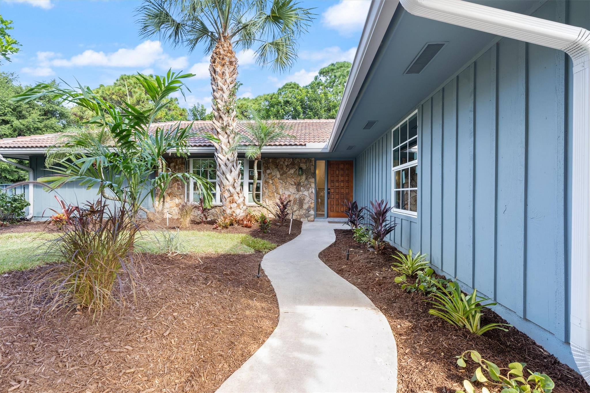 SHADY LAKES - Residential