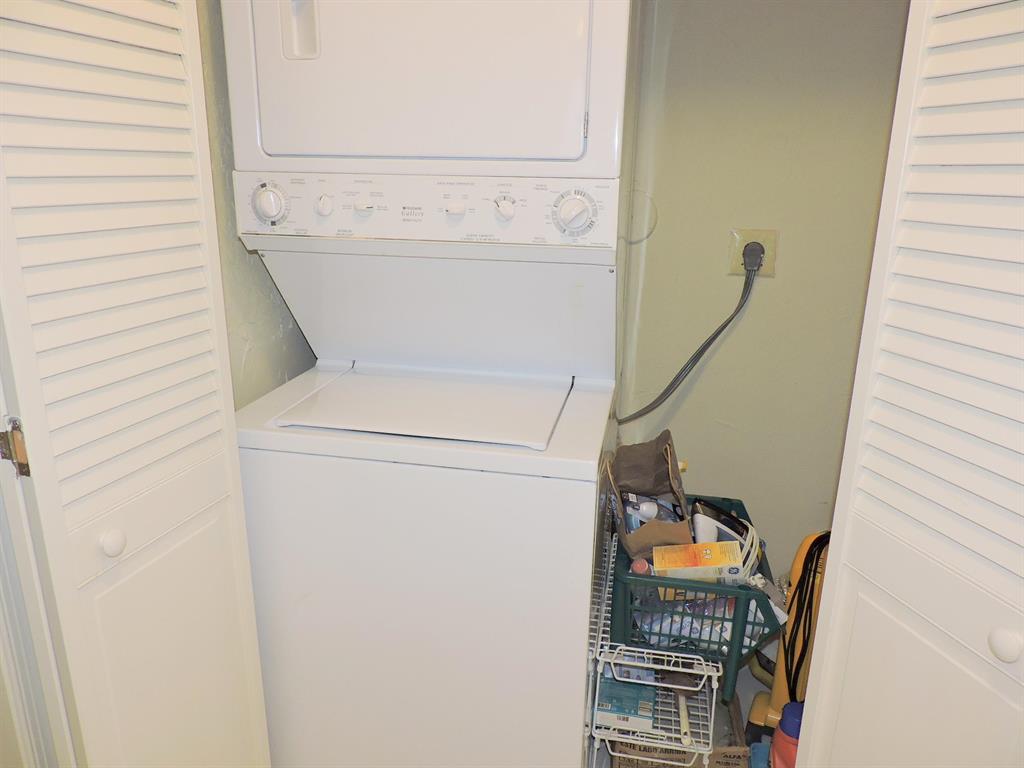 MONTEGO BAY AT BOCA POINTE CONDO - Residential