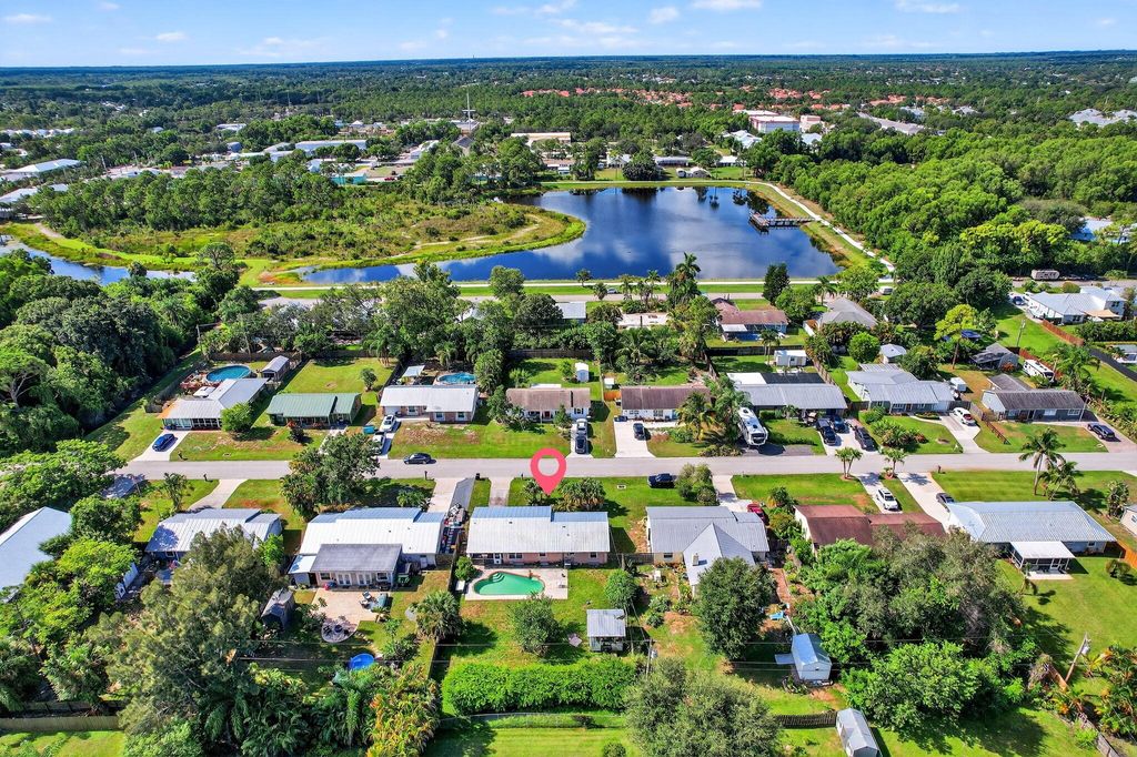 Photo of 1413 SW Thelma Street, Palm City, FL 34990 (MLS # R11116587)