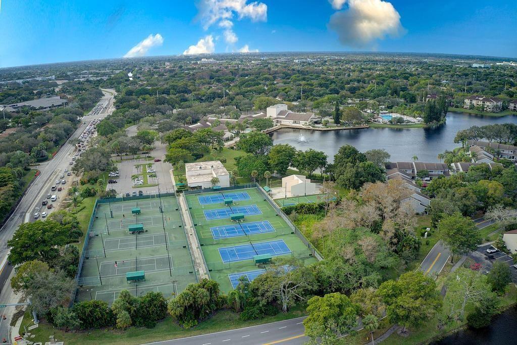 Centerpointe Condo - Residential Lease