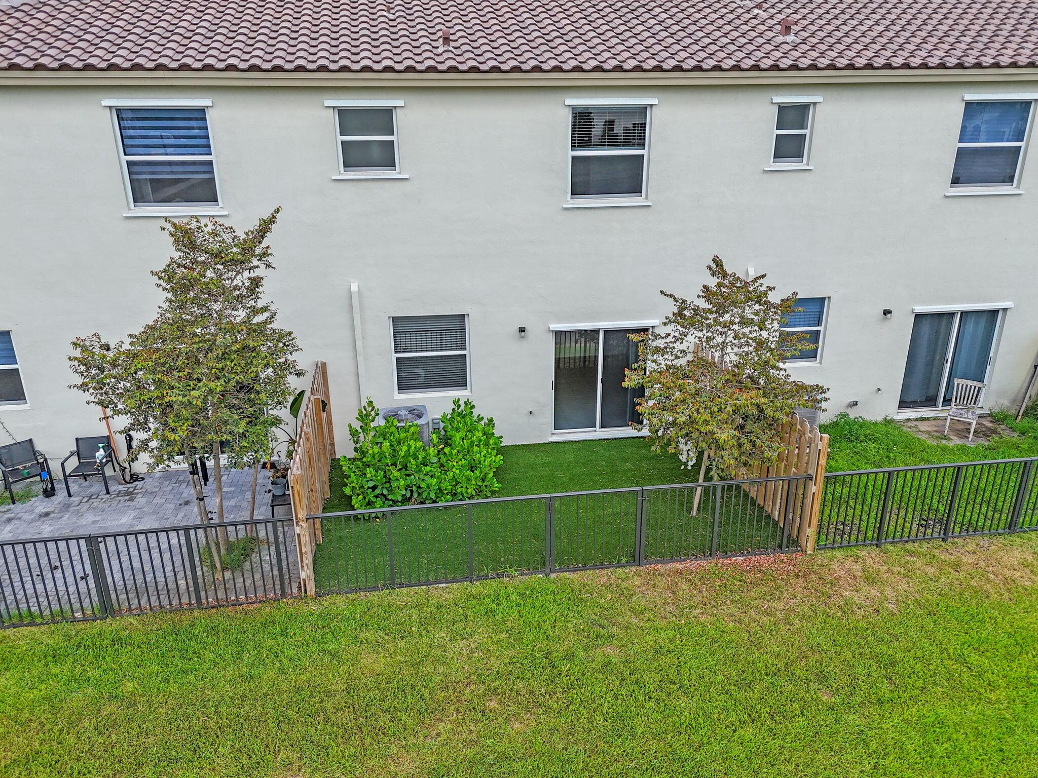 CALCUTTA FIRST ADDITION - Residential Lease