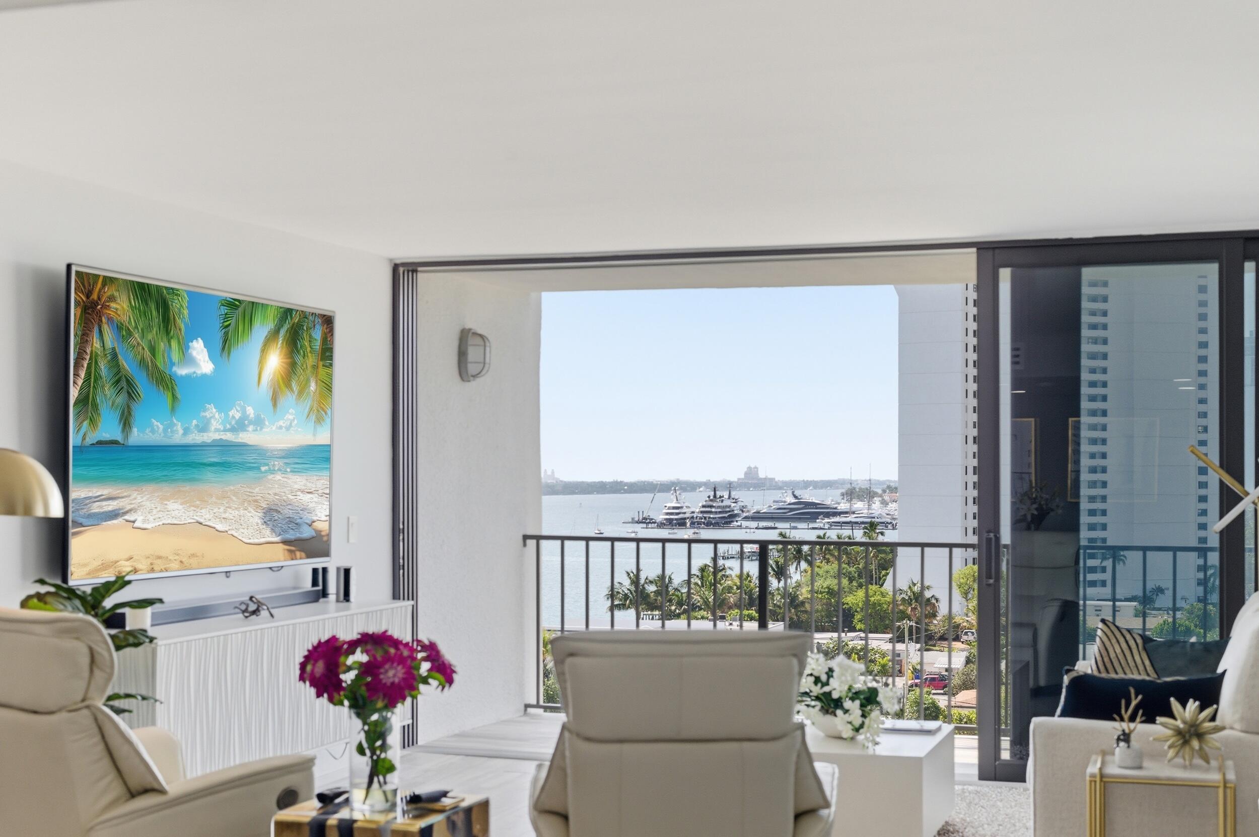 PALM BEACH HOUSE CONDO - Residential