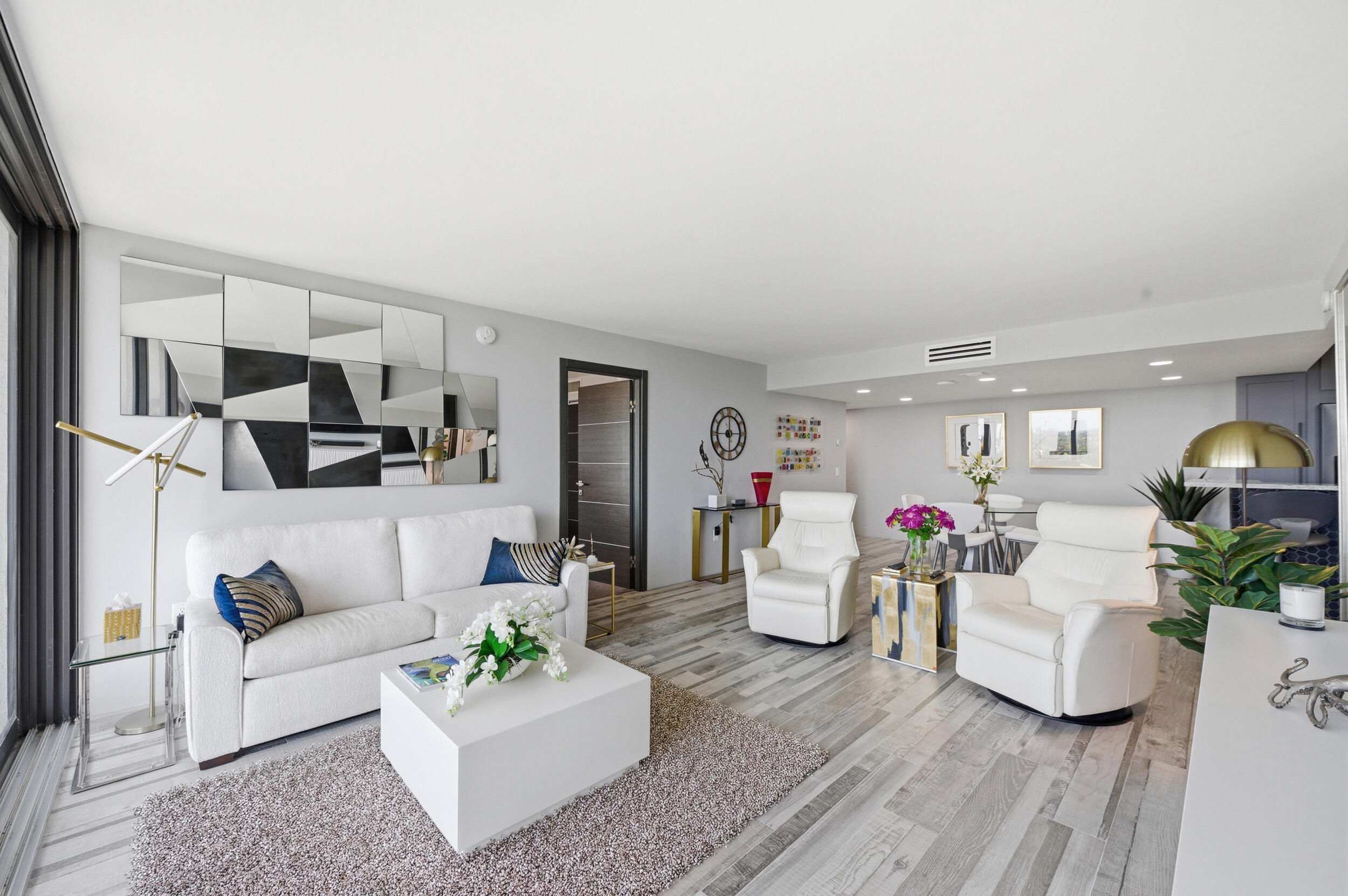 PALM BEACH HOUSE CONDO - Residential