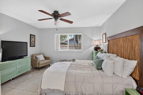 Tiny photo for 4675 CANAL Drive, Lake Worth, FL 33463 (MLS # B26085887)