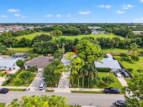 Tiny photo for 4675 CANAL Drive, Lake Worth, FL 33463 (MLS # B26085887)
