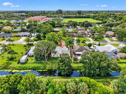 Tiny photo for 4675 CANAL Drive, Lake Worth, FL 33463 (MLS # B26085887)