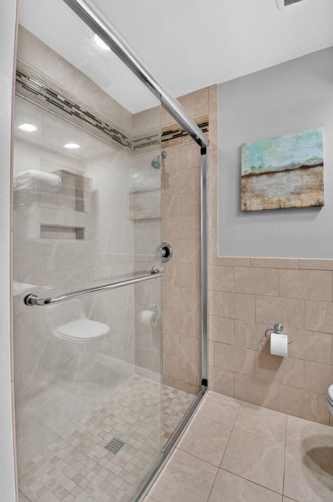 Tiny photo for 4675 CANAL Drive, Lake Worth, FL 33463 (MLS # B26085887)