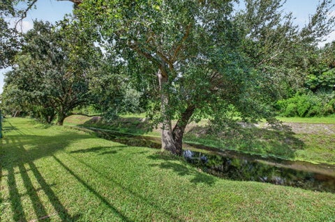 Tiny photo for 4675 CANAL Drive, Lake Worth, FL 33463 (MLS # B26085887)