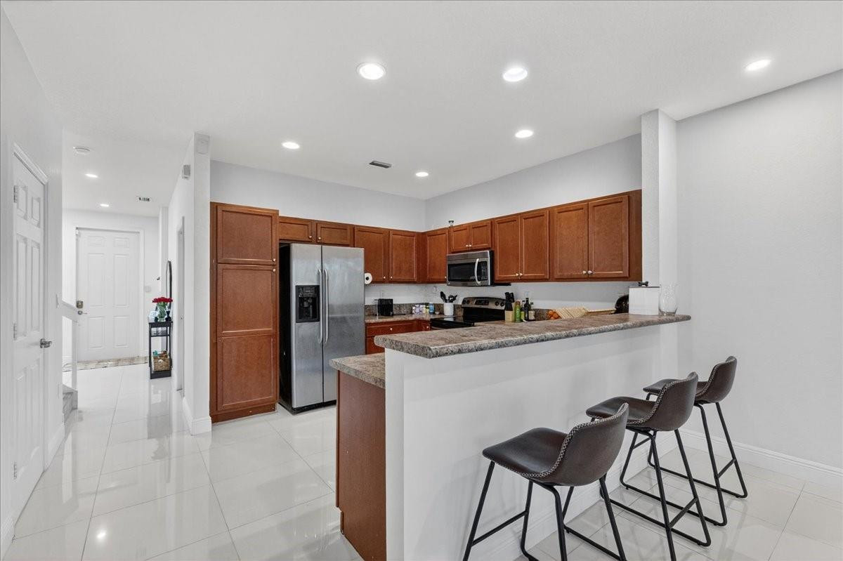 Isles at Oakland Park - Residential