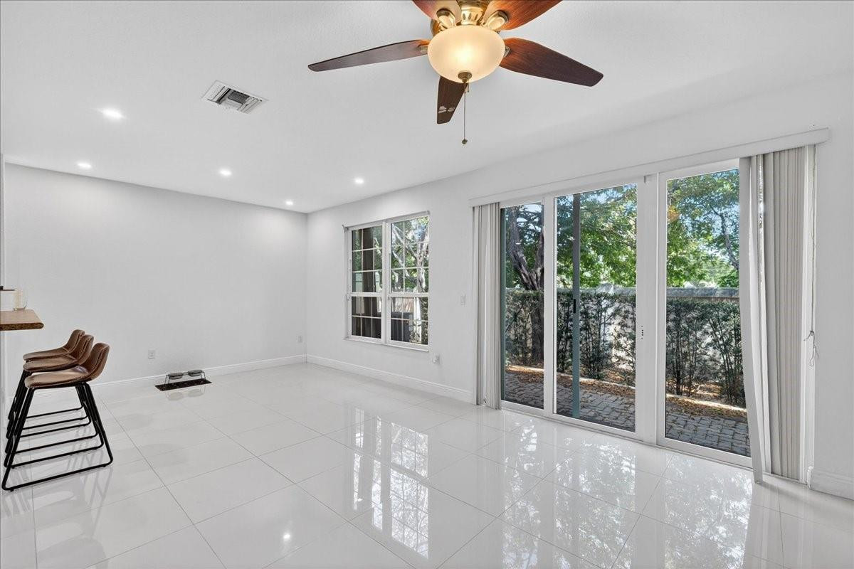 Isles at Oakland Park - Residential