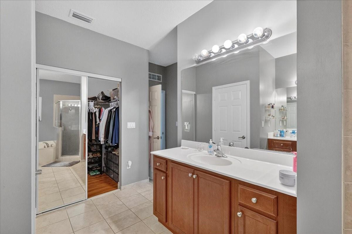 Isles at Oakland Park - Residential