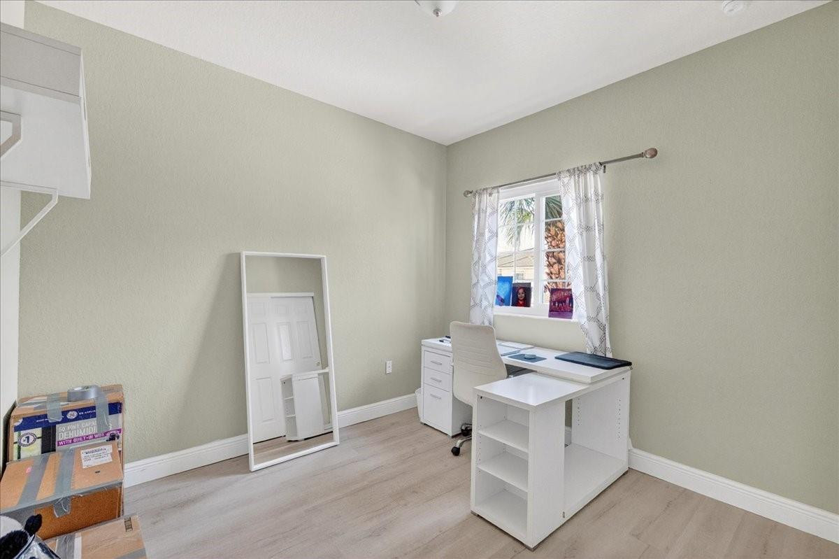 Isles at Oakland Park - Residential