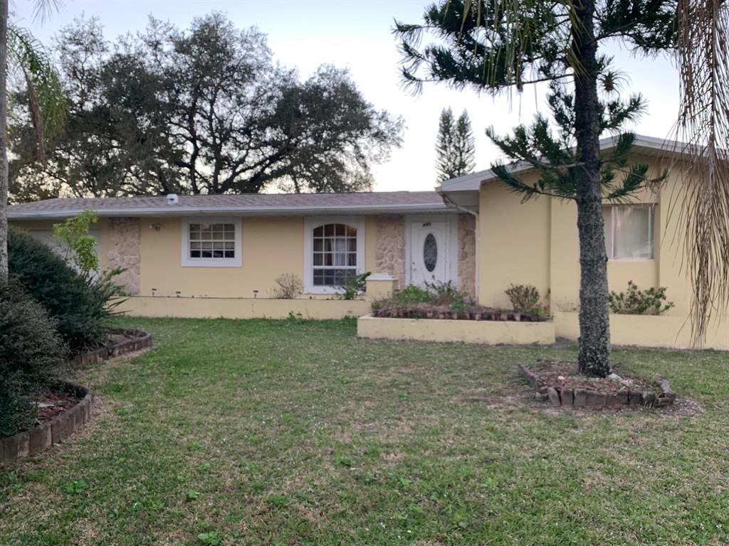 Photo of 264 NE Mainsail Street St, Port St Lucie, FL 34983 (MLS # R10712122)