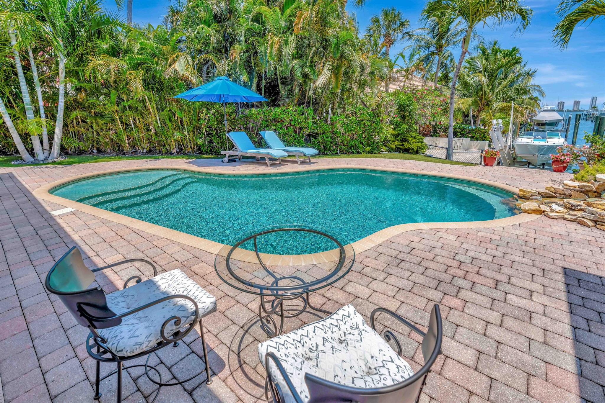 PALM BEACH LAKE WORTH EST - Residential