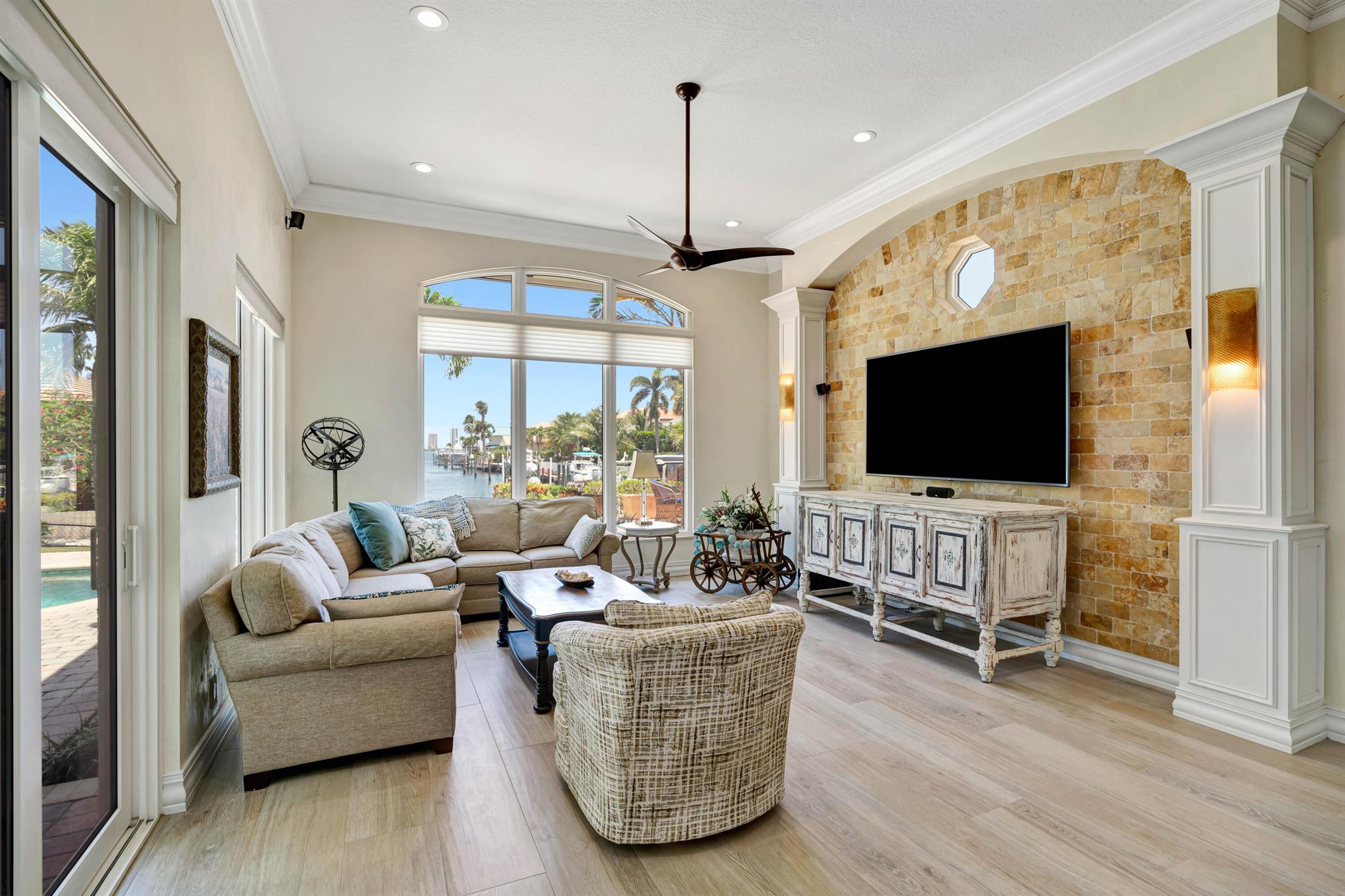 PALM BEACH LAKE WORTH EST - Residential