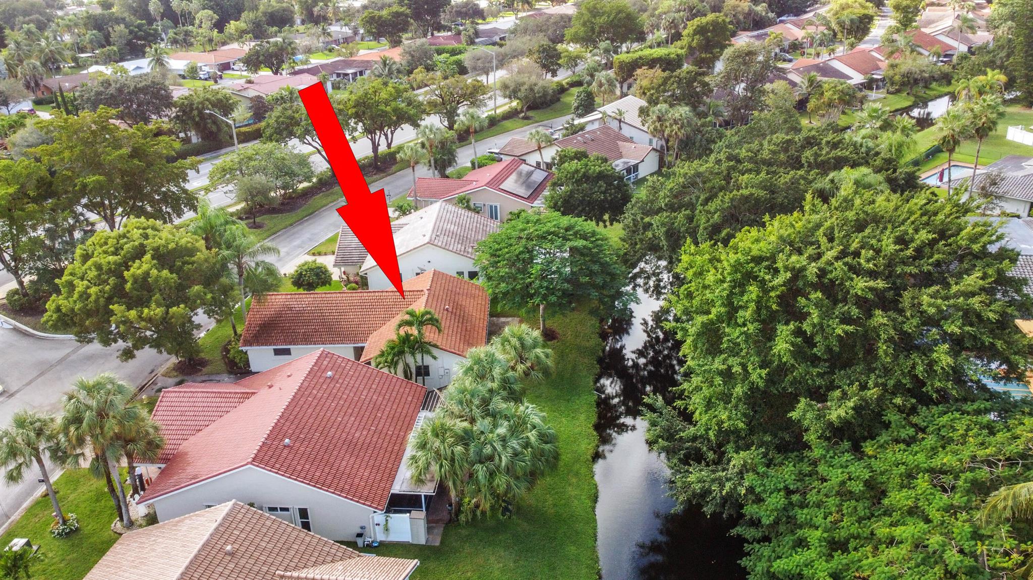 RAMBLEWOOD VILLAS - Residential