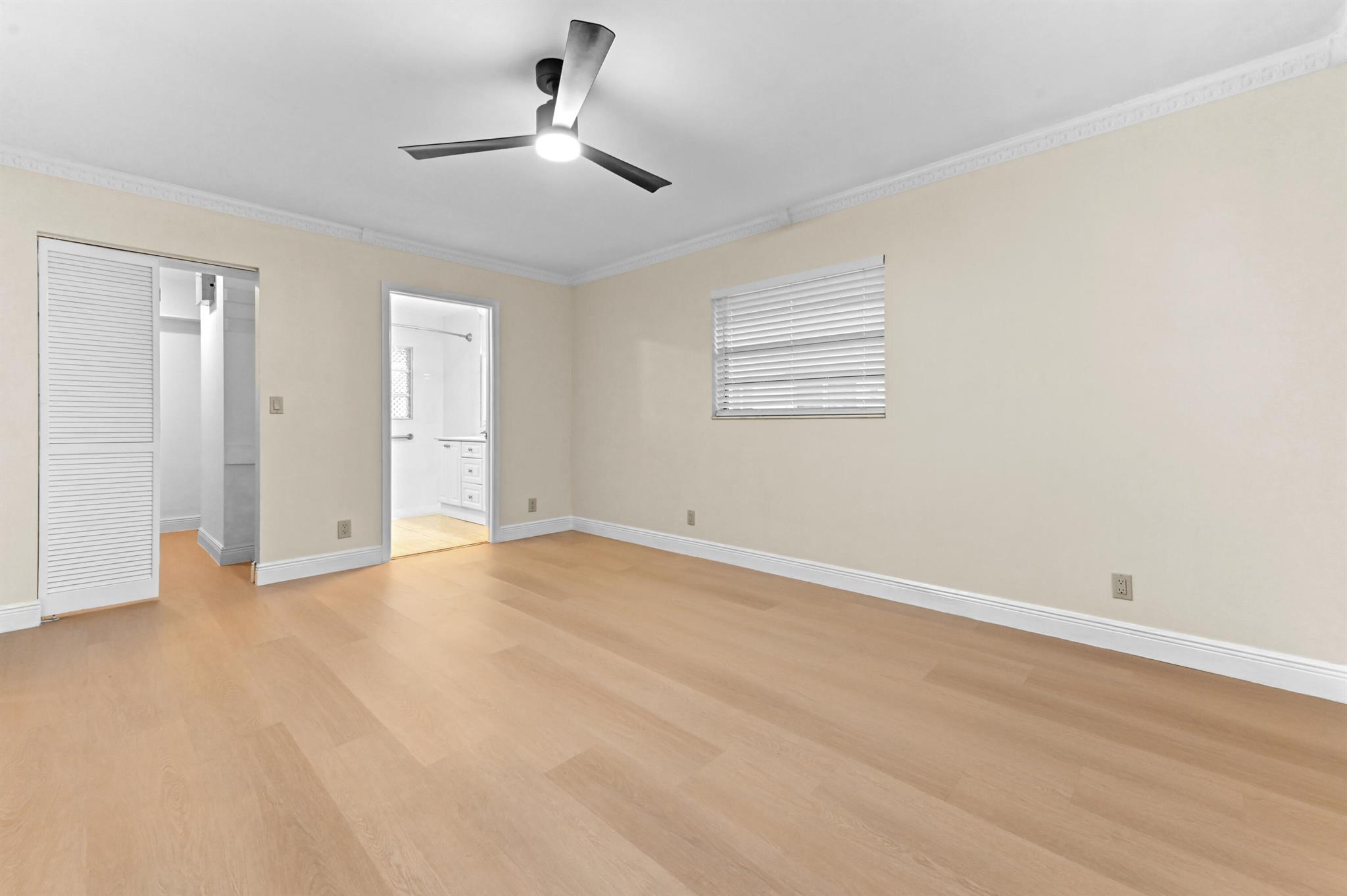 RAMBLEWOOD VILLAS - Residential