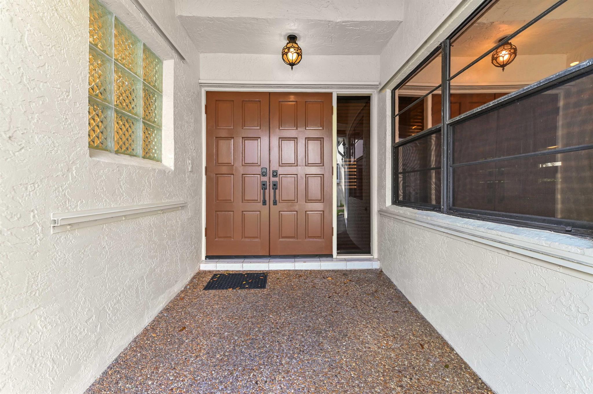 RAMBLEWOOD VILLAS - Residential