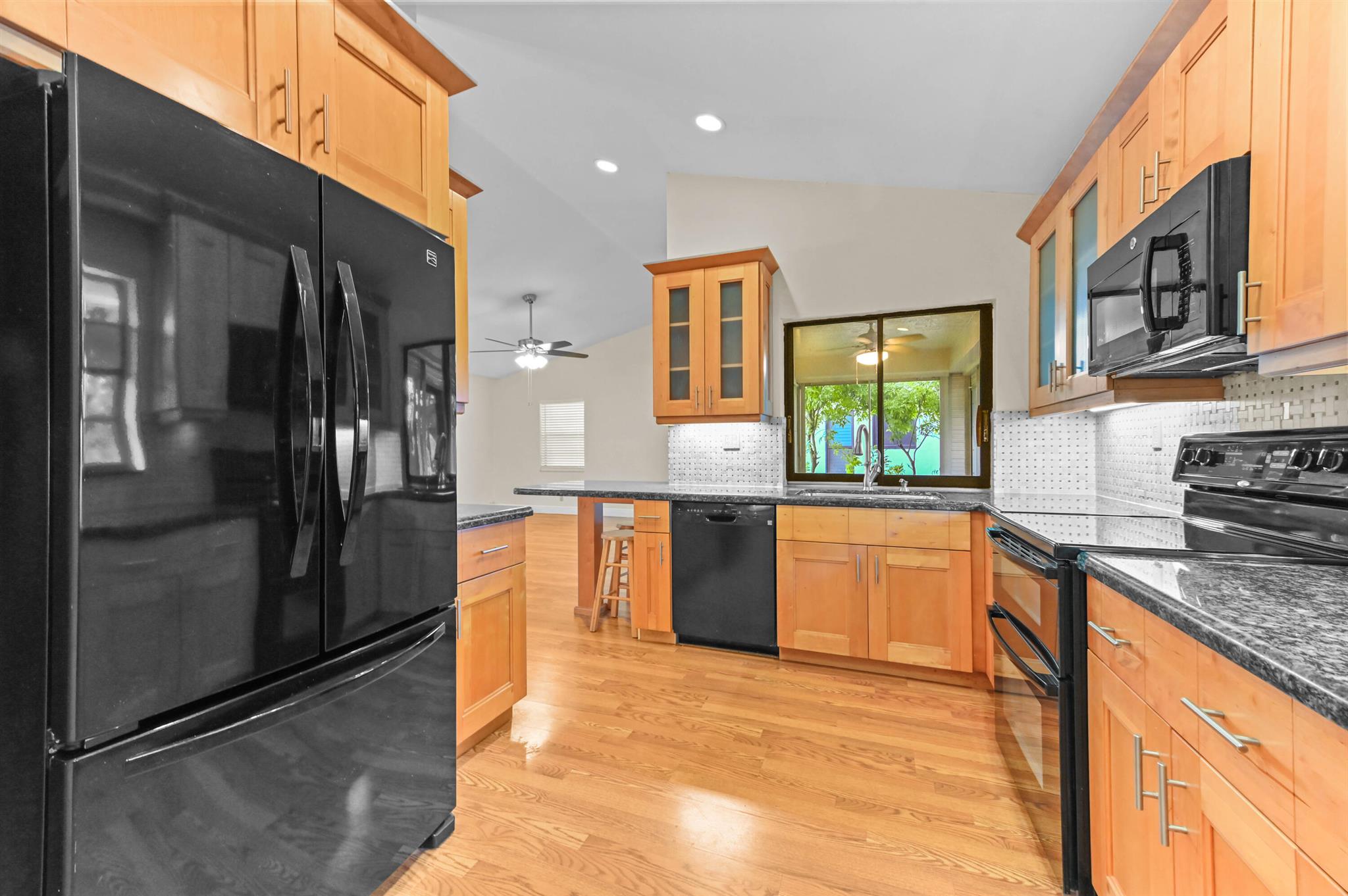 RAMBLEWOOD VILLAS - Residential