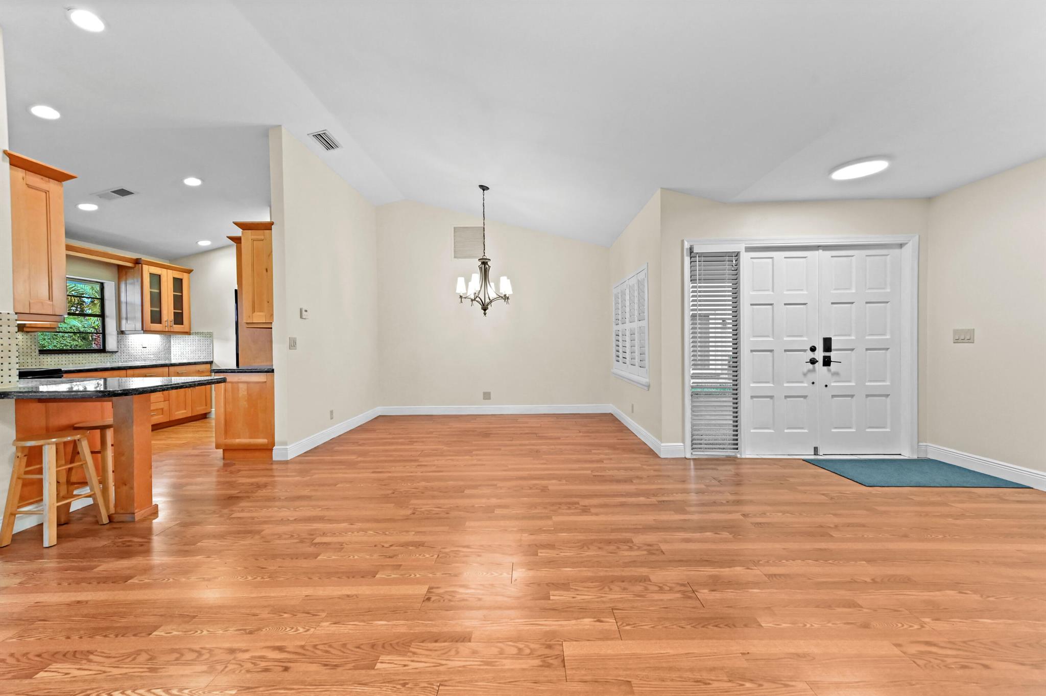 RAMBLEWOOD VILLAS - Residential