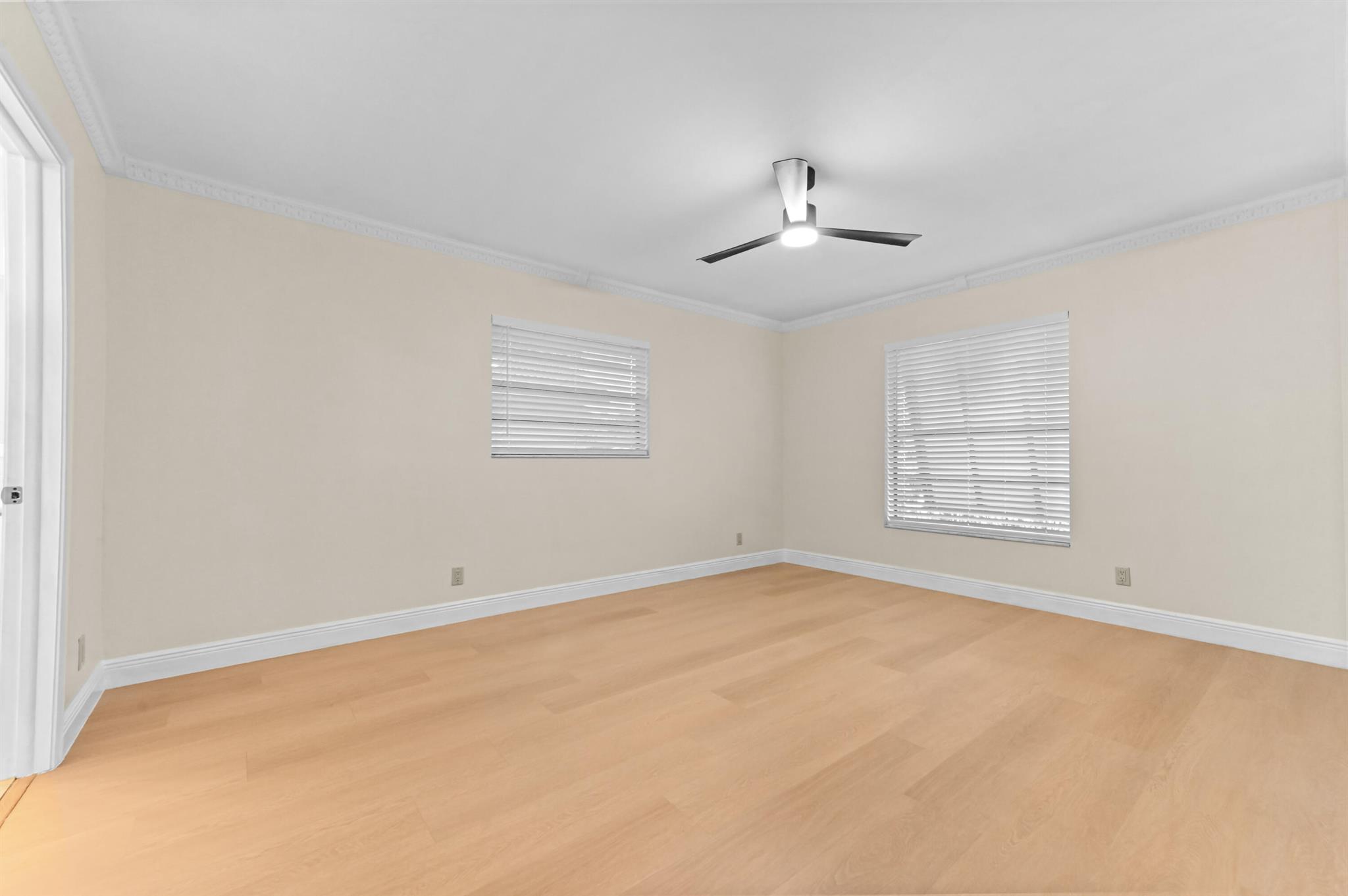 RAMBLEWOOD VILLAS - Residential