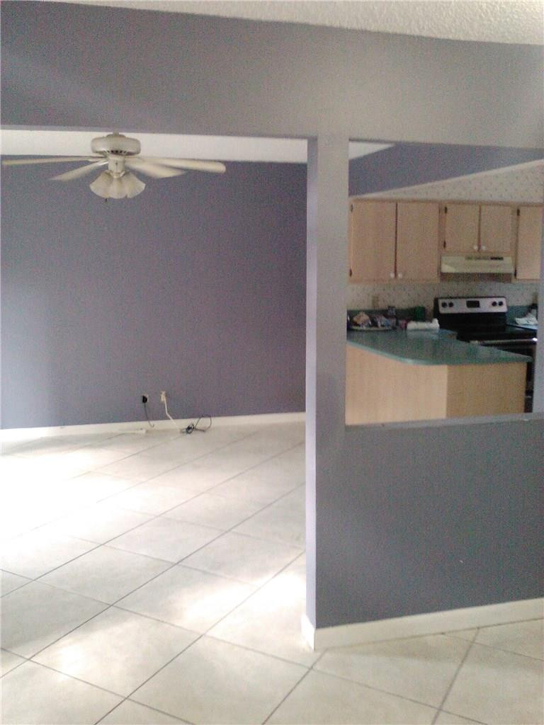 Banyan Lakes - Residential