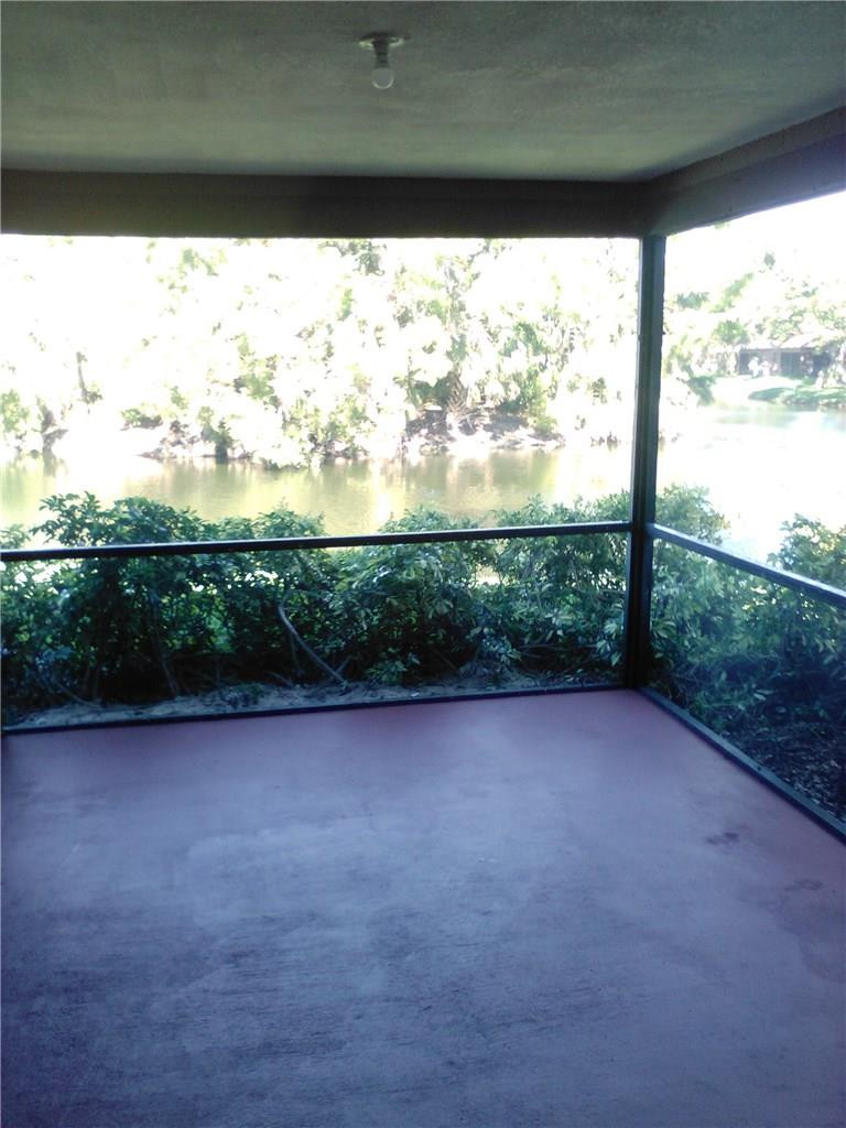 Banyan Lakes - Residential